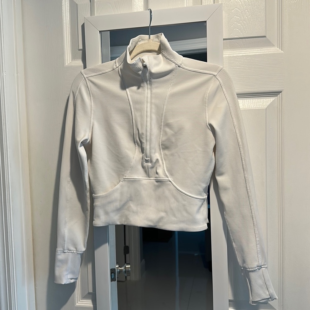 Lululemon Crop Half Zip